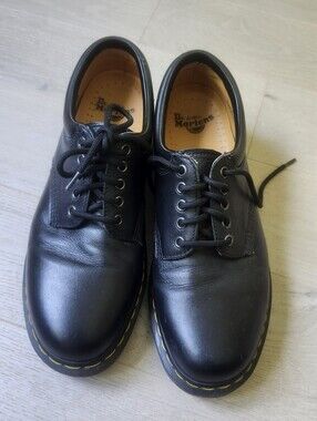 Dr. Martens 8053 Leather 5-Eye Padded Collar Shoes Men's 11 Woman's 12